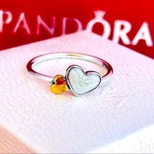 Authentic pandora ring 💍 size 7 💍💎💍💎💍💎💍💎💍💎💍💎💍💎💍💎💍💎💍💎💍💎